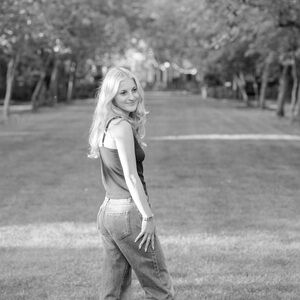 Meet your Posher, Fia